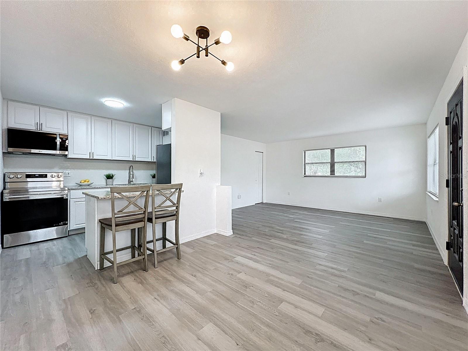 Image 8 of 24 For 1535 Rosedale Street