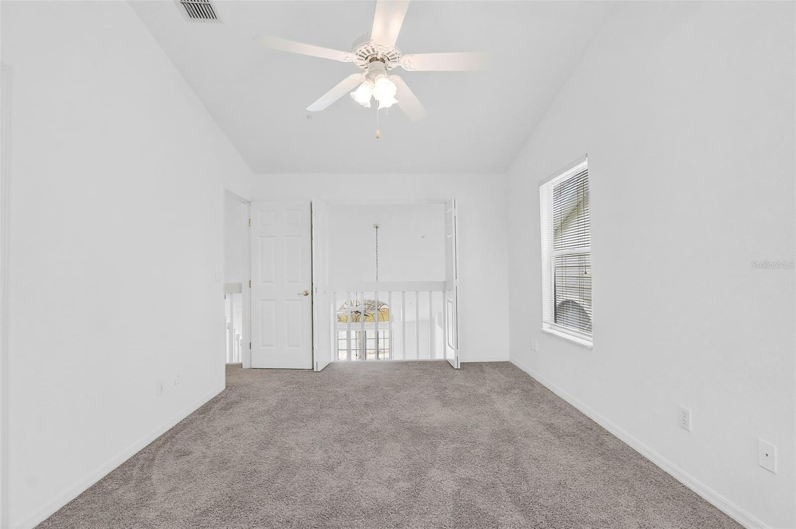 Image 33 of 63 For 3352 Hamlet Loop