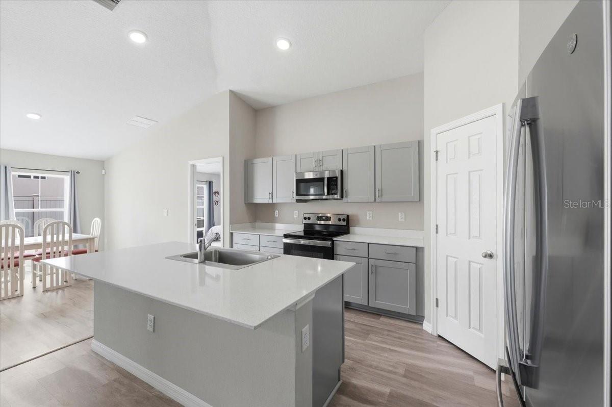 Image 12 of 32 For 5944 Slate Rock Drive