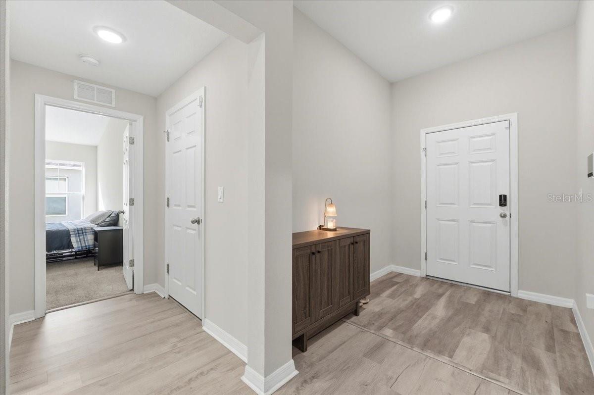 Image 4 of 32 For 5944 Slate Rock Drive