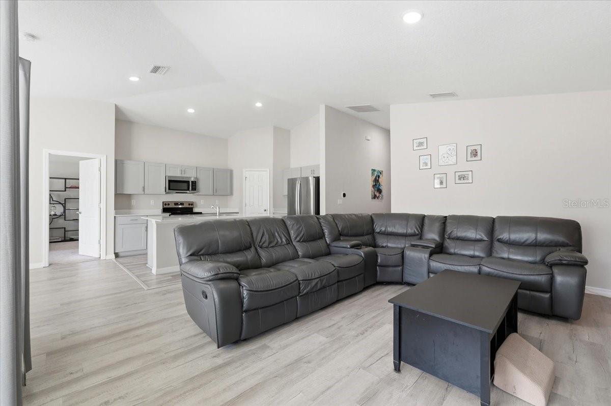 Image 5 of 32 For 5944 Slate Rock Drive