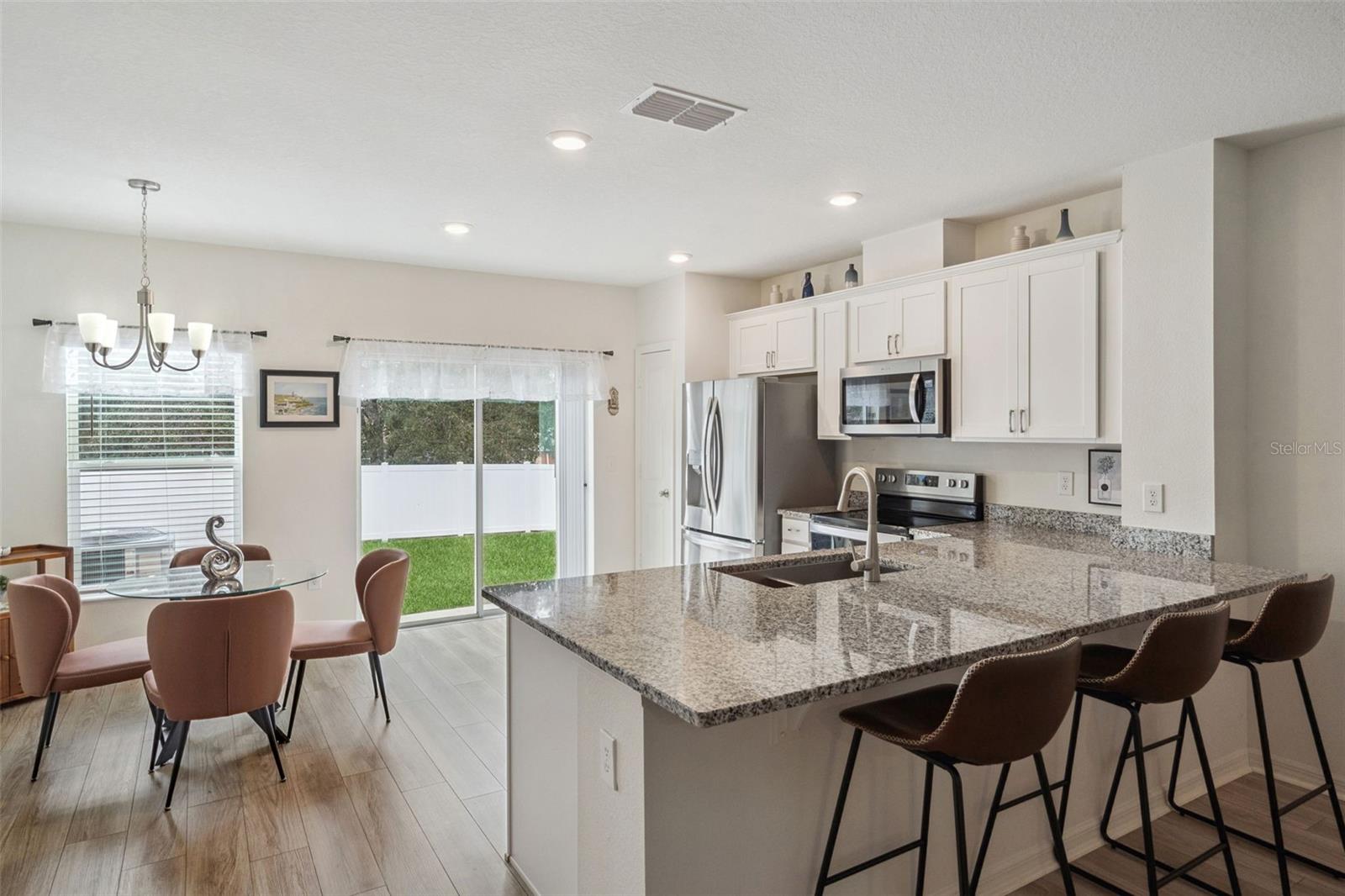 Image 4 of 17 For 1412 Mirabella Circle