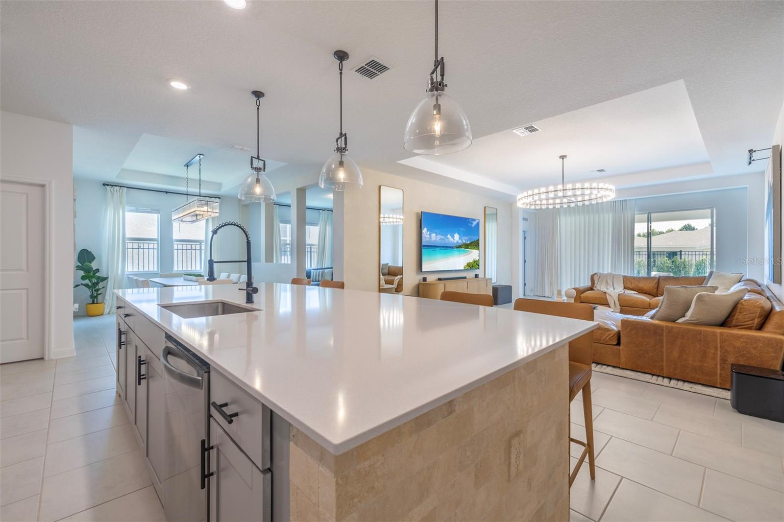 Listing photo id 17 for 4507 Hillingdam Road