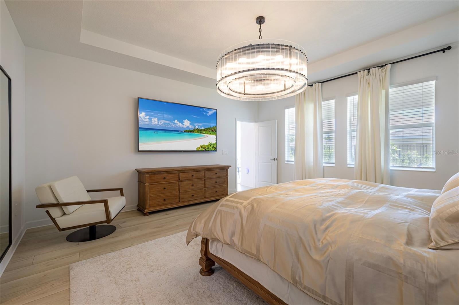 Listing photo id 35 for 4507 Hillingdam Road