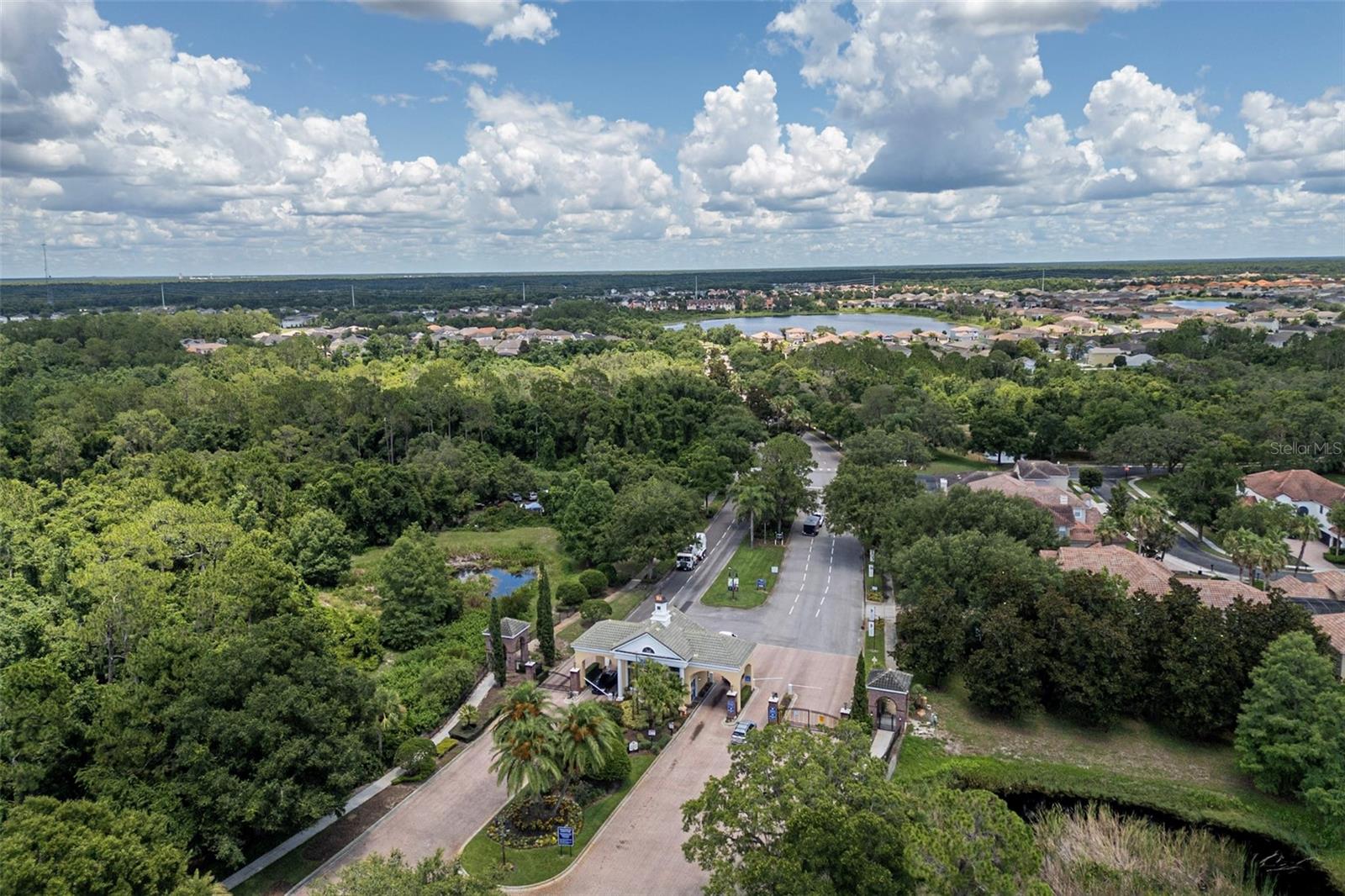 Listing photo id 54 for 4507 Hillingdam Road