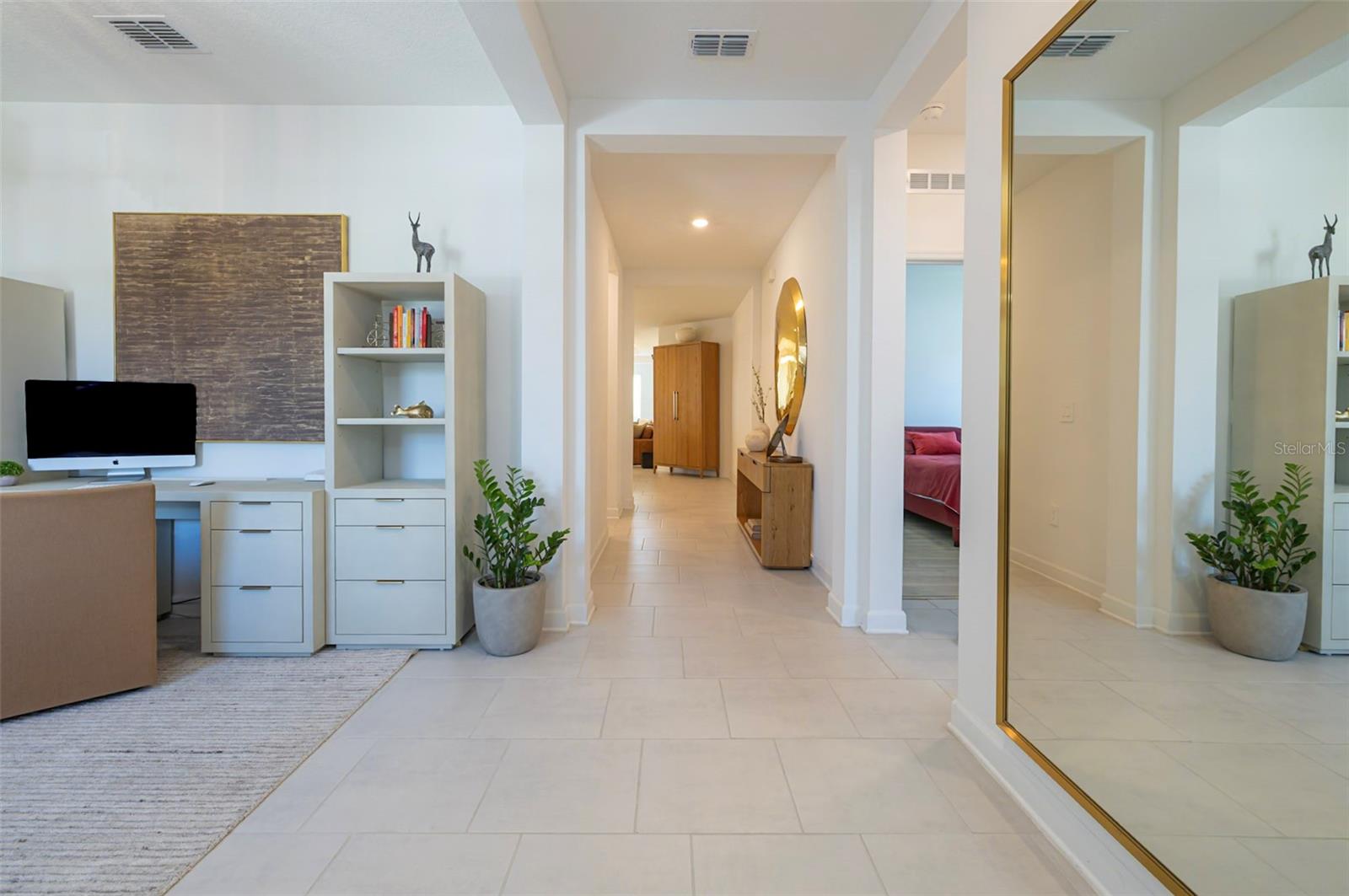 Listing photo id 4 for 4507 Hillingdam Road