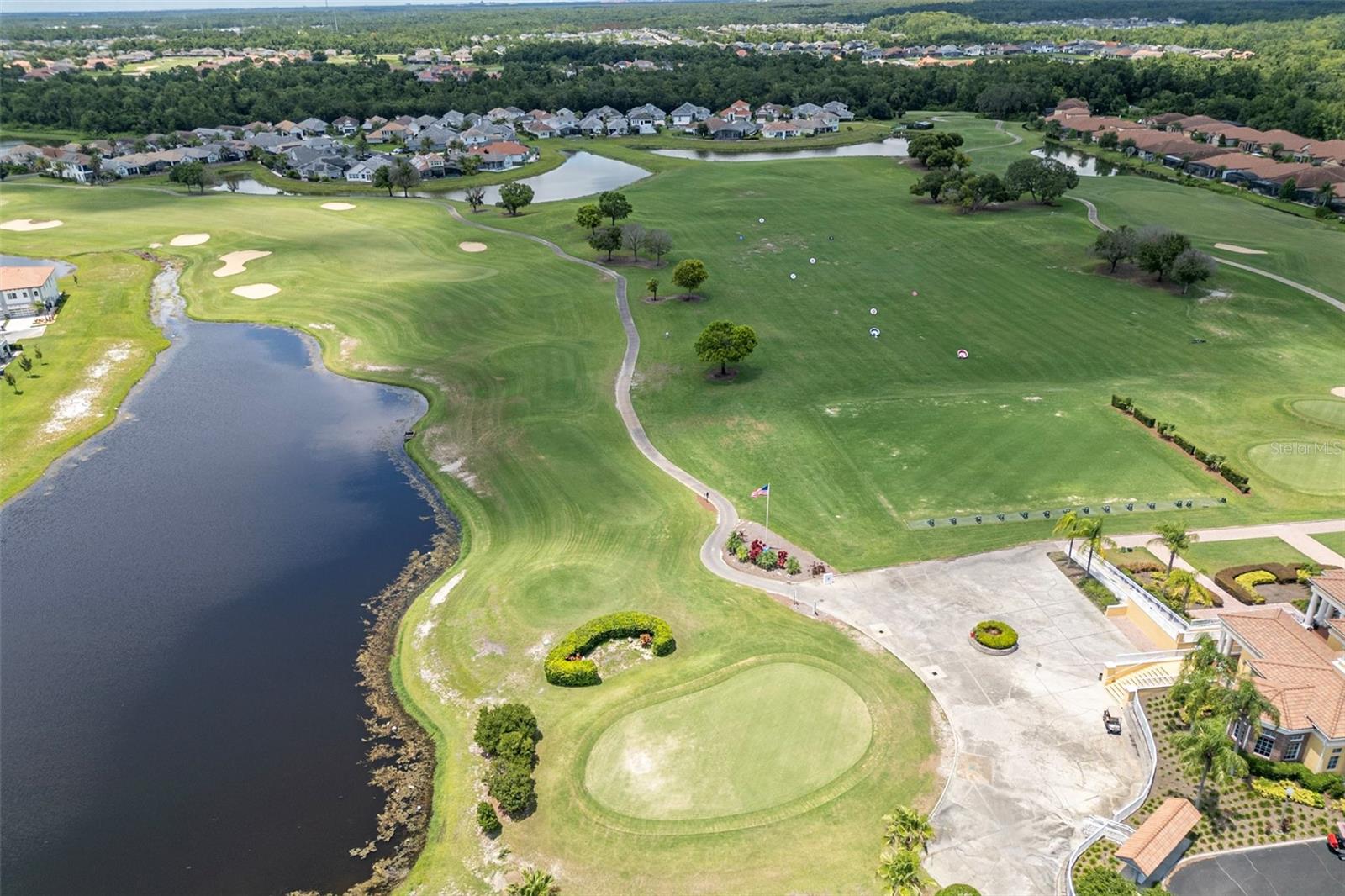 Listing photo id 64 for 4507 Hillingdam Road