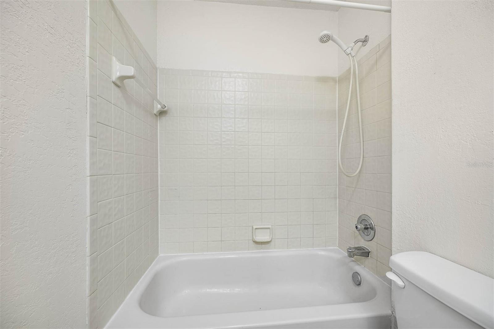 Image 16 of 26 For 12062 Tift Circle