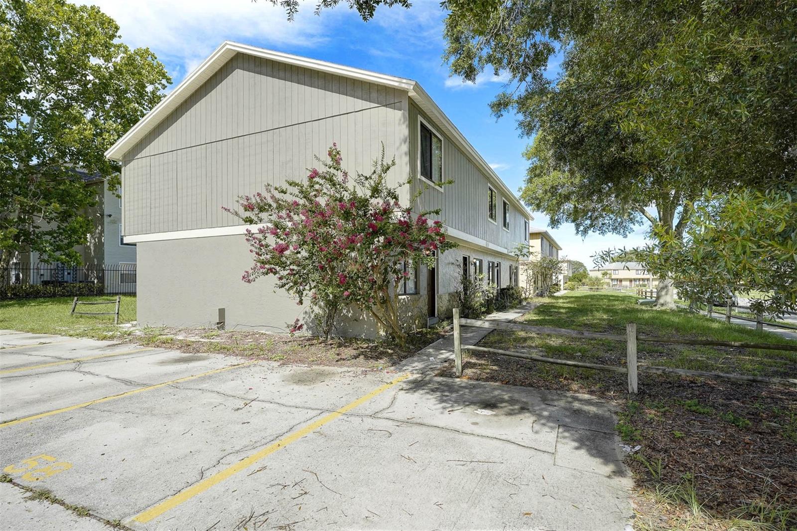 Image 22 of 26 For 12062 Tift Circle