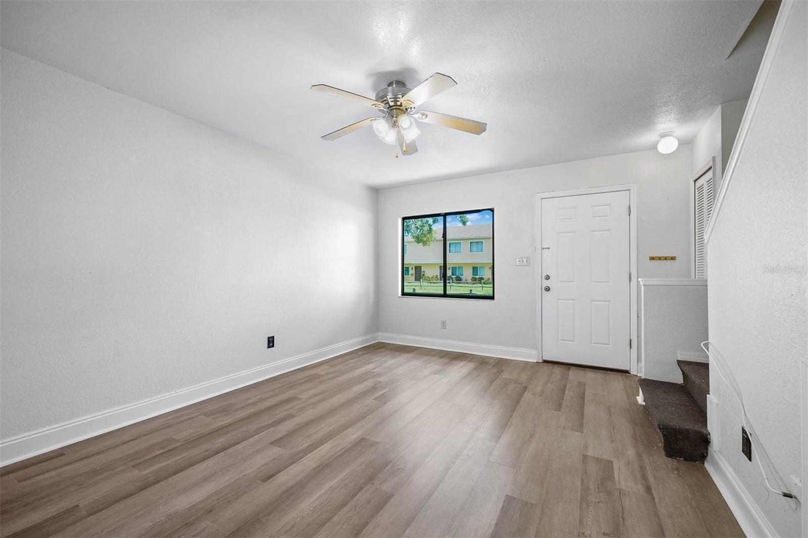 Image 4 of 26 For 12062 Tift Circle