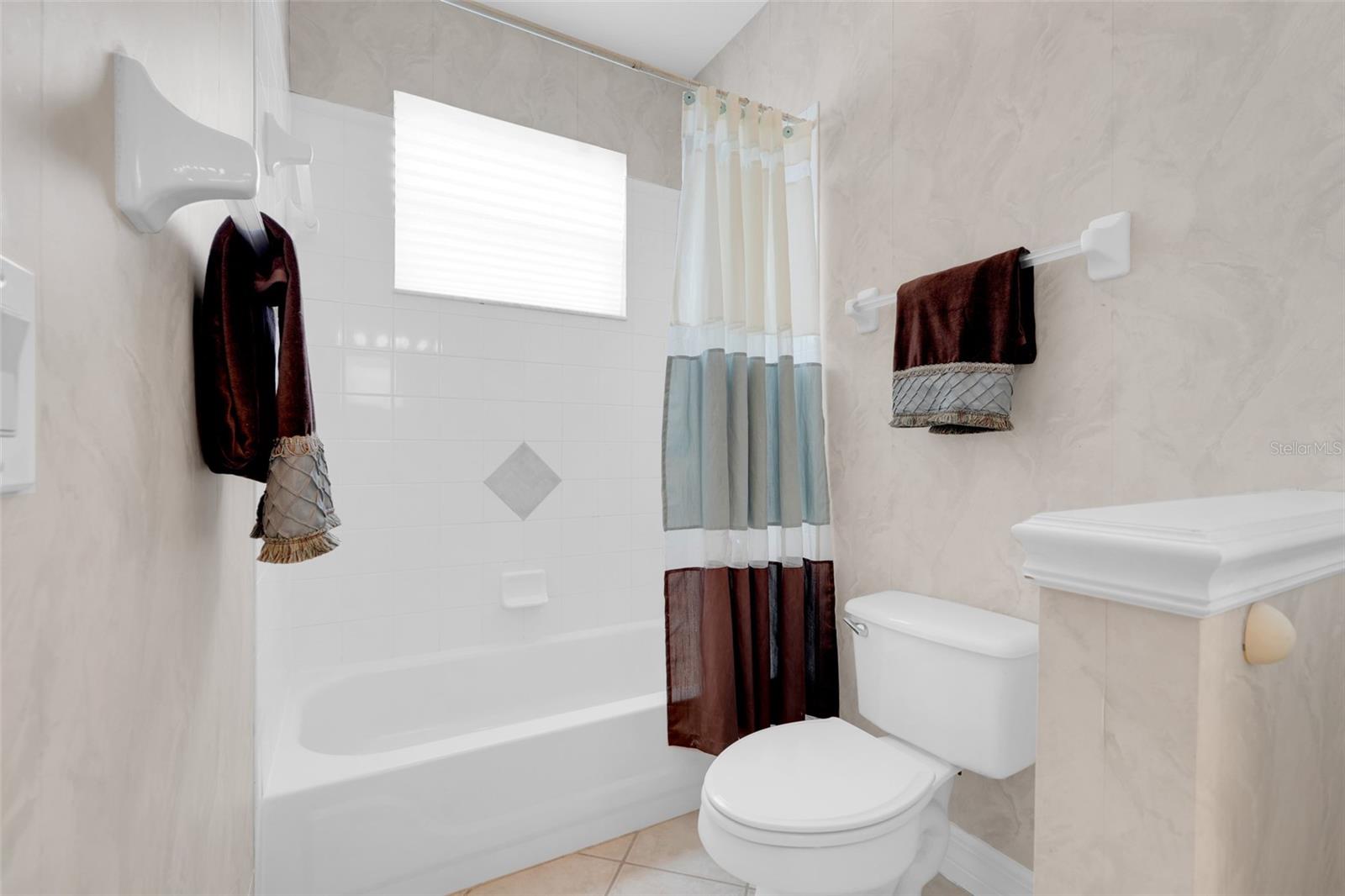 Image 41 of 82 For 3405 Bellington Drive