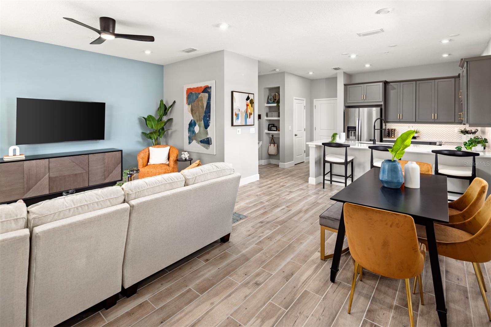 Image 4 of 31 For 5208 Greenshade Grove Avenue