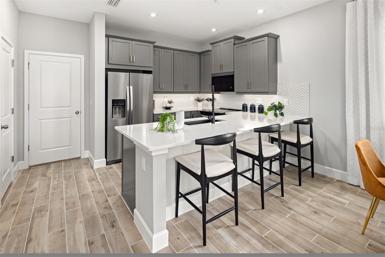 Image 7 of 31 For 5208 Greenshade Grove Avenue