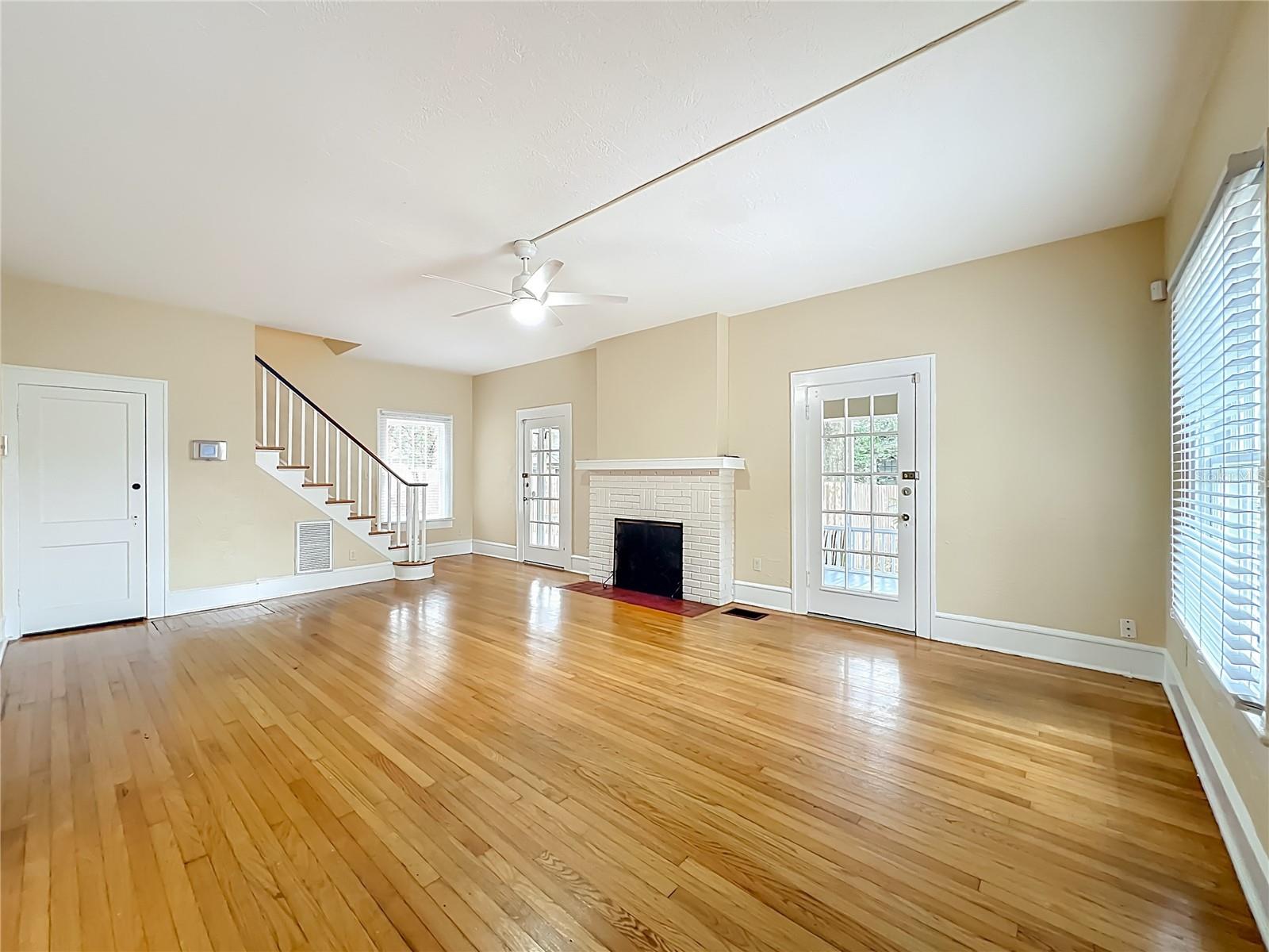 Image 10 of 66 For 409 Concord Street