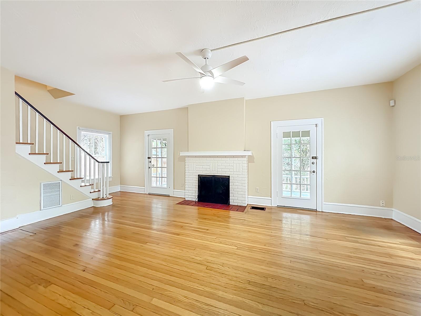 Image 15 of 66 For 409 Concord Street