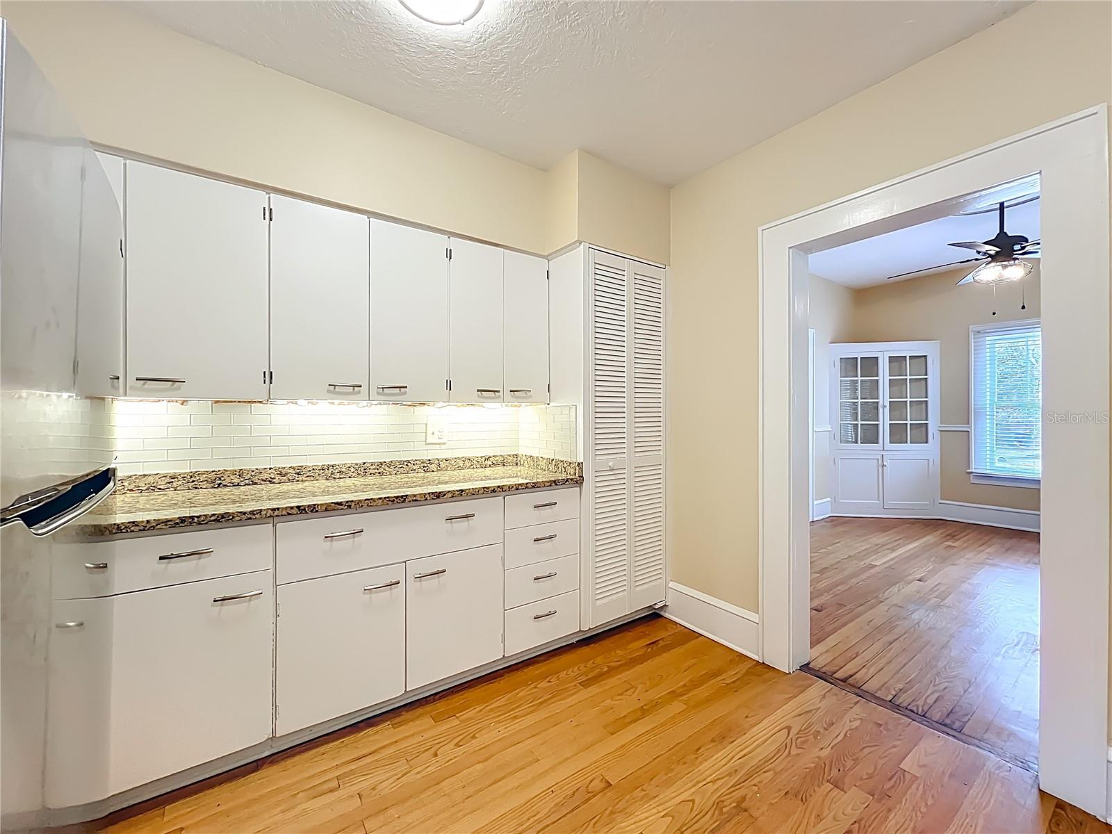 Image 24 of 66 For 409 Concord Street