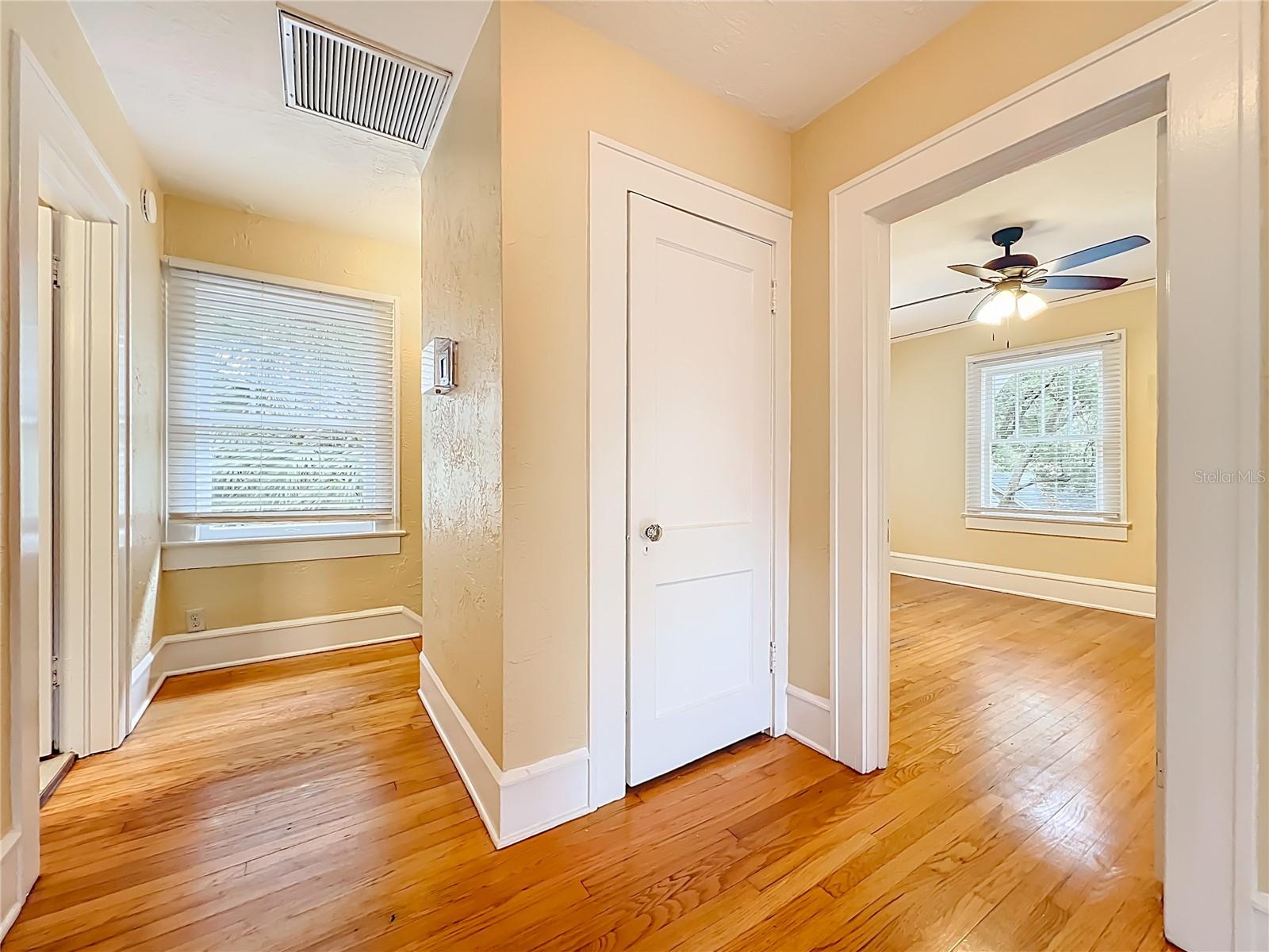 Image 28 of 66 For 409 Concord Street