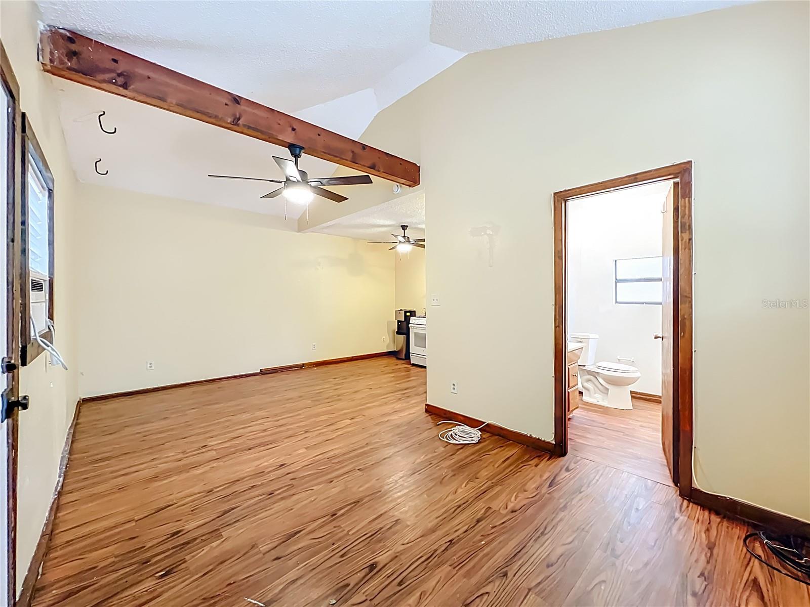 Image 48 of 66 For 409 Concord Street