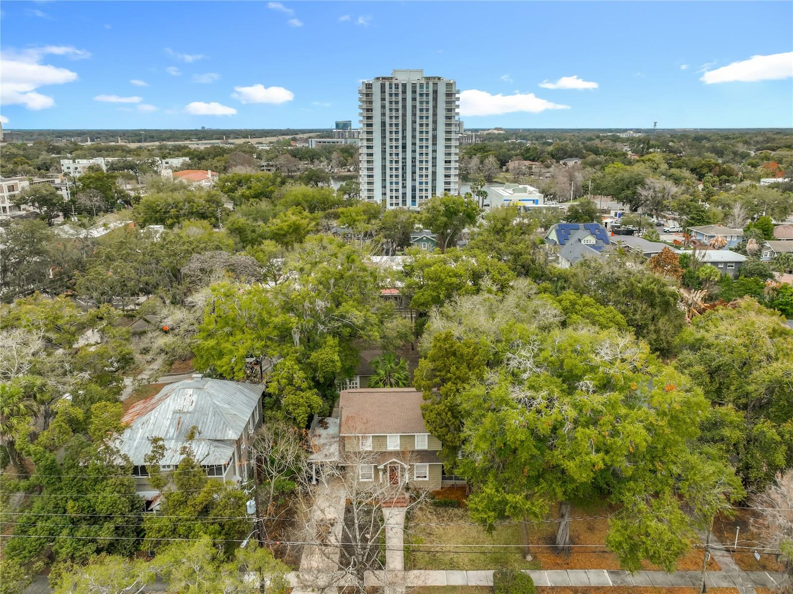 Image 9 of 66 For 409 Concord Street