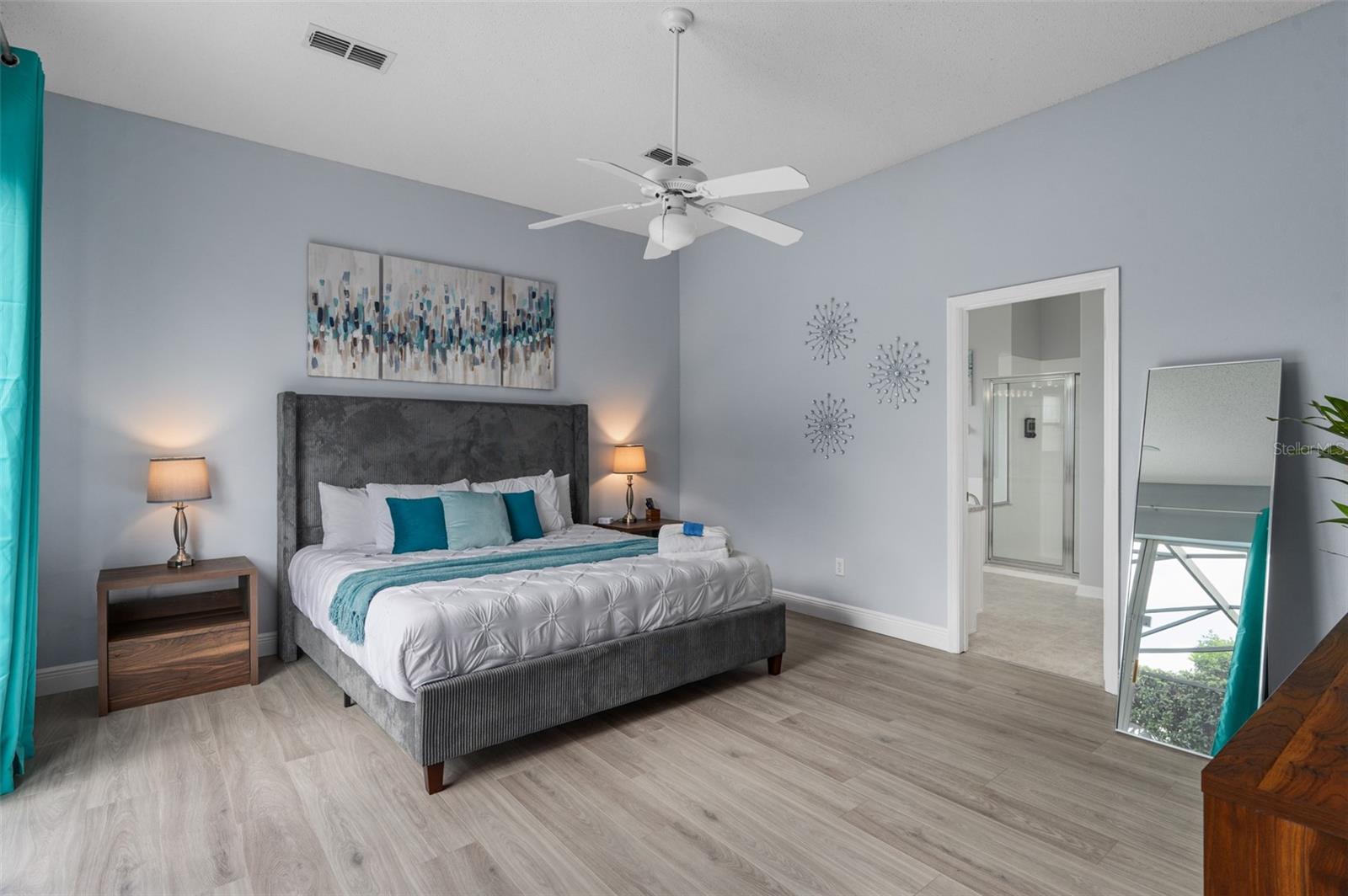 Image 13 of 35 For 16612 Fresh Meadow Drive