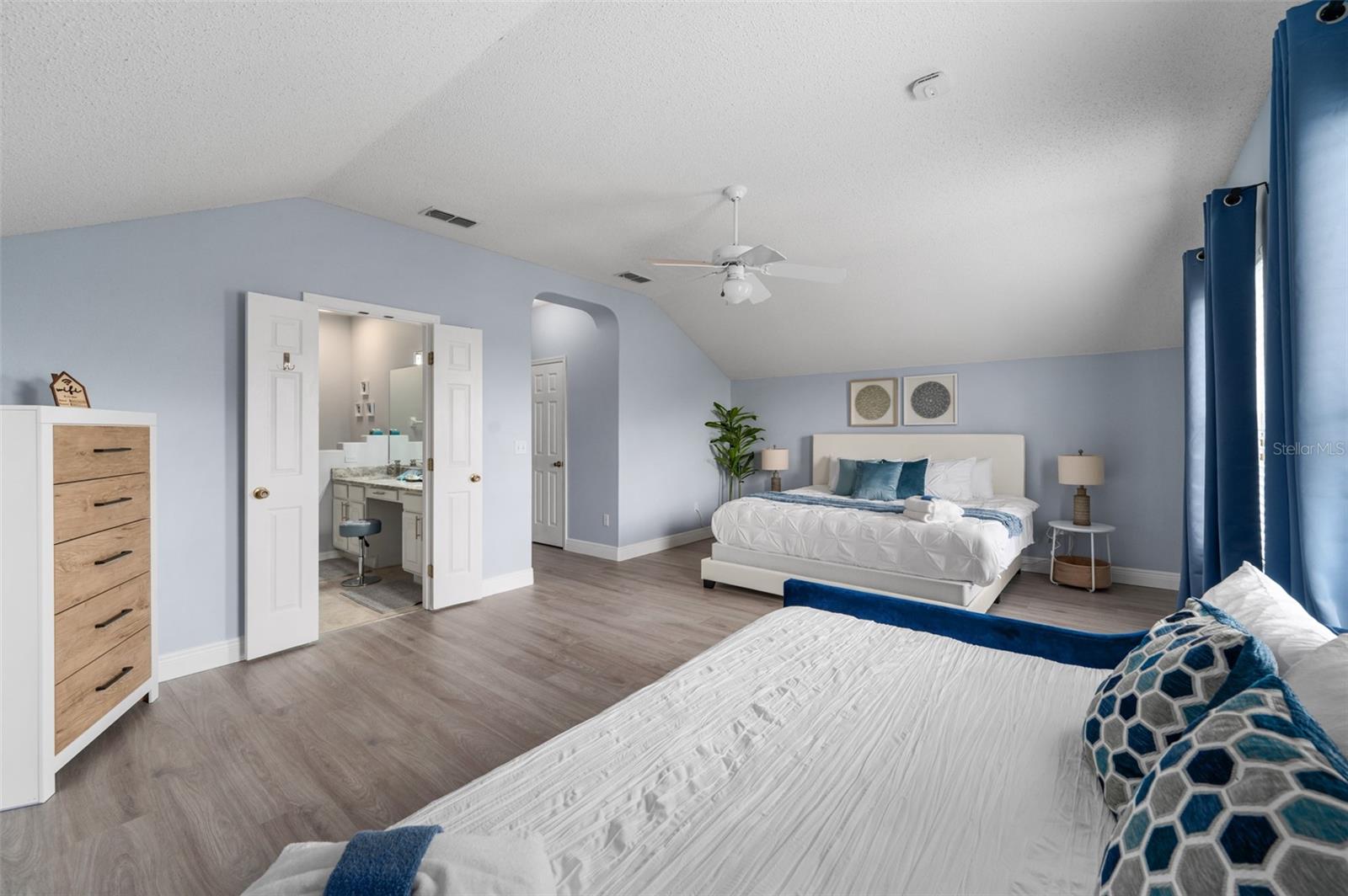 Image 18 of 35 For 16612 Fresh Meadow Drive