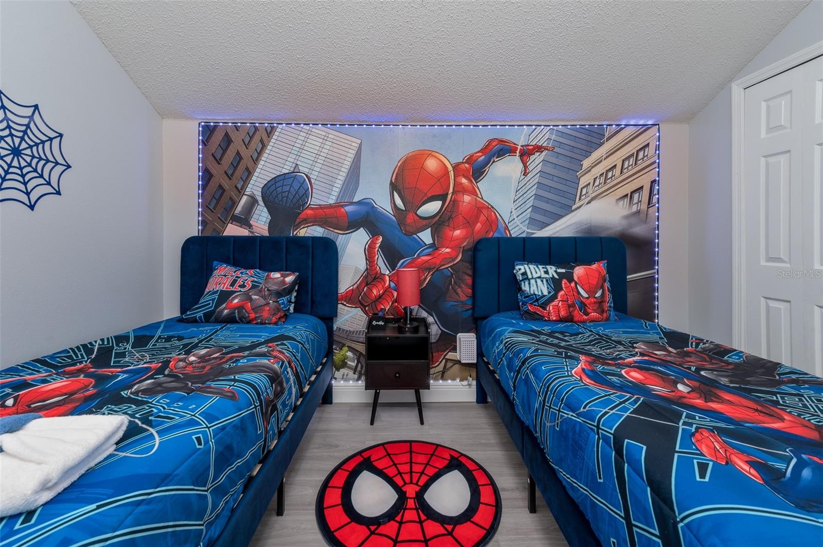 Image 22 of 35 For 16612 Fresh Meadow Drive