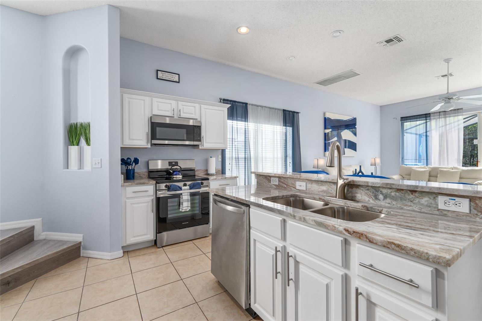 Image 9 of 35 For 16612 Fresh Meadow Drive