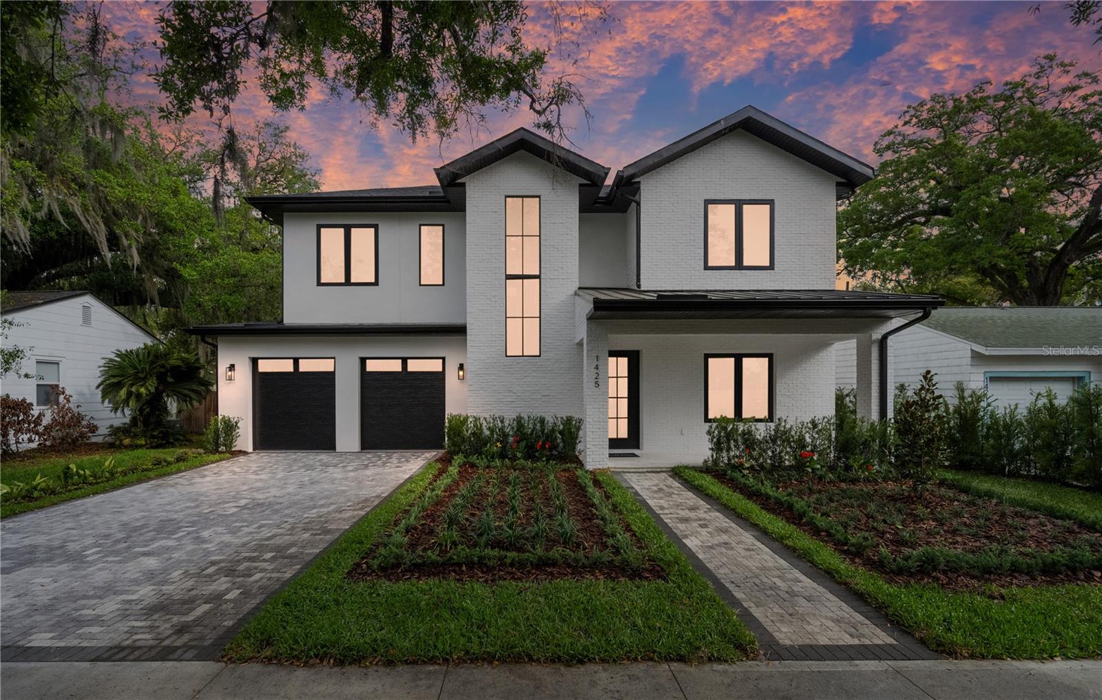 Image 2 of 42 For 1425 Yale Street