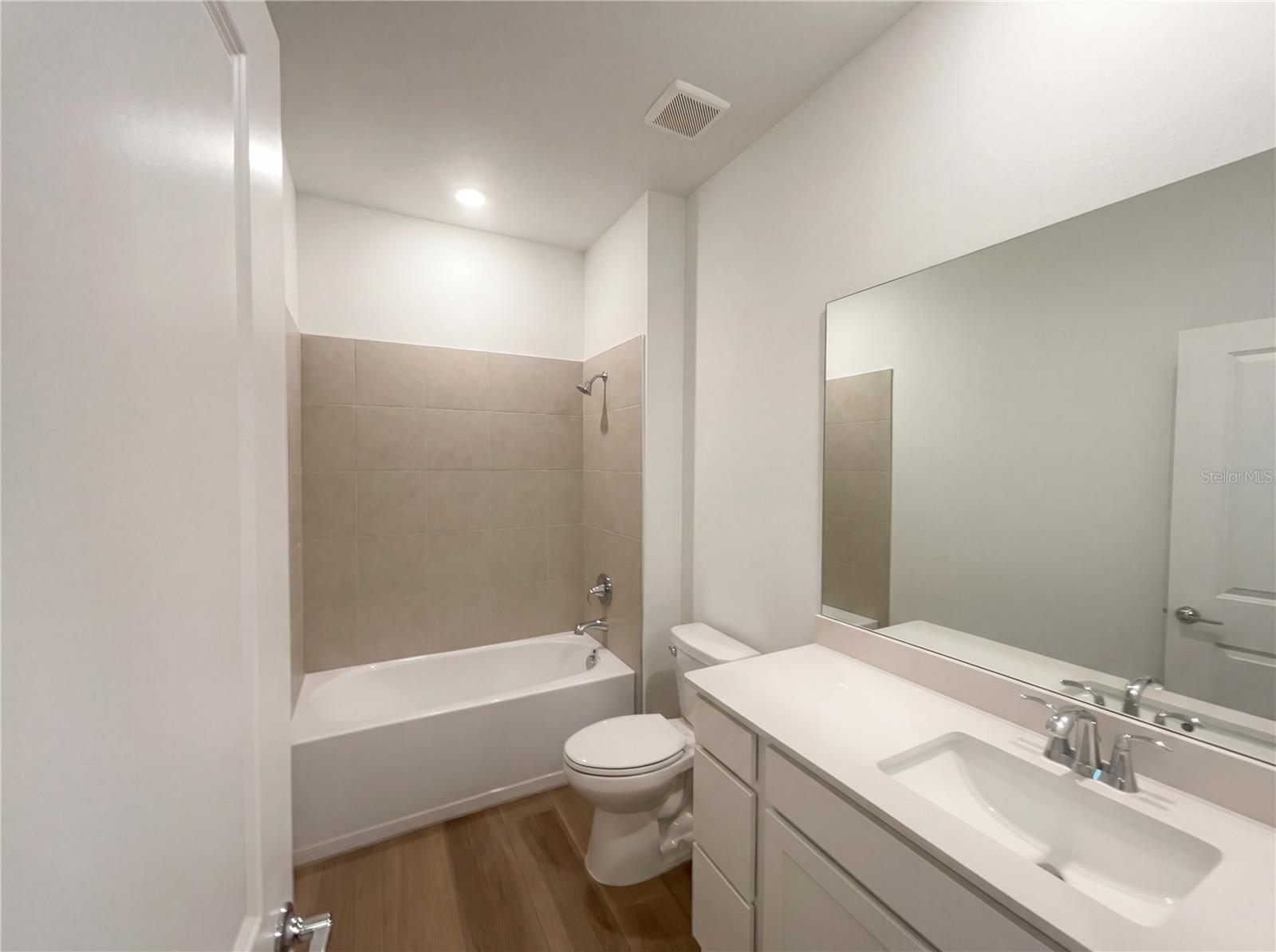 Image 18 of 23 For 8289 196th Court Road