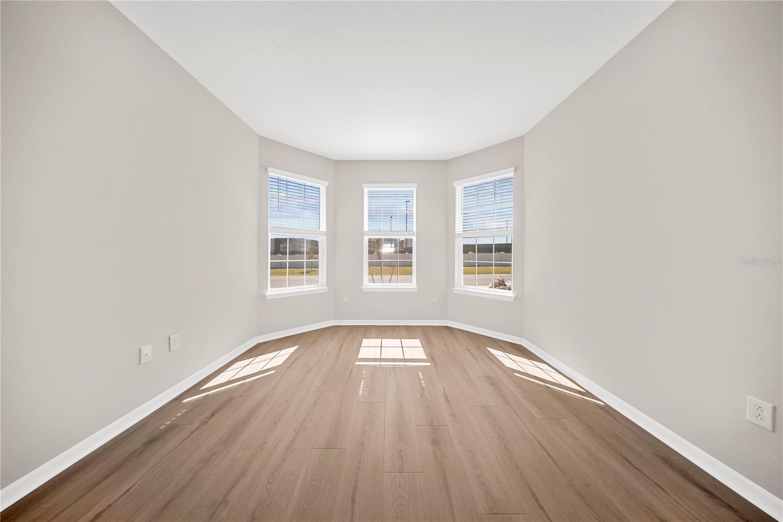 Image 24 of 77 For 8123 Fenton Street