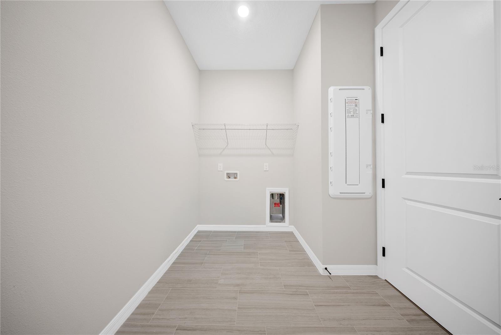 Image 30 of 77 For 8123 Fenton Street