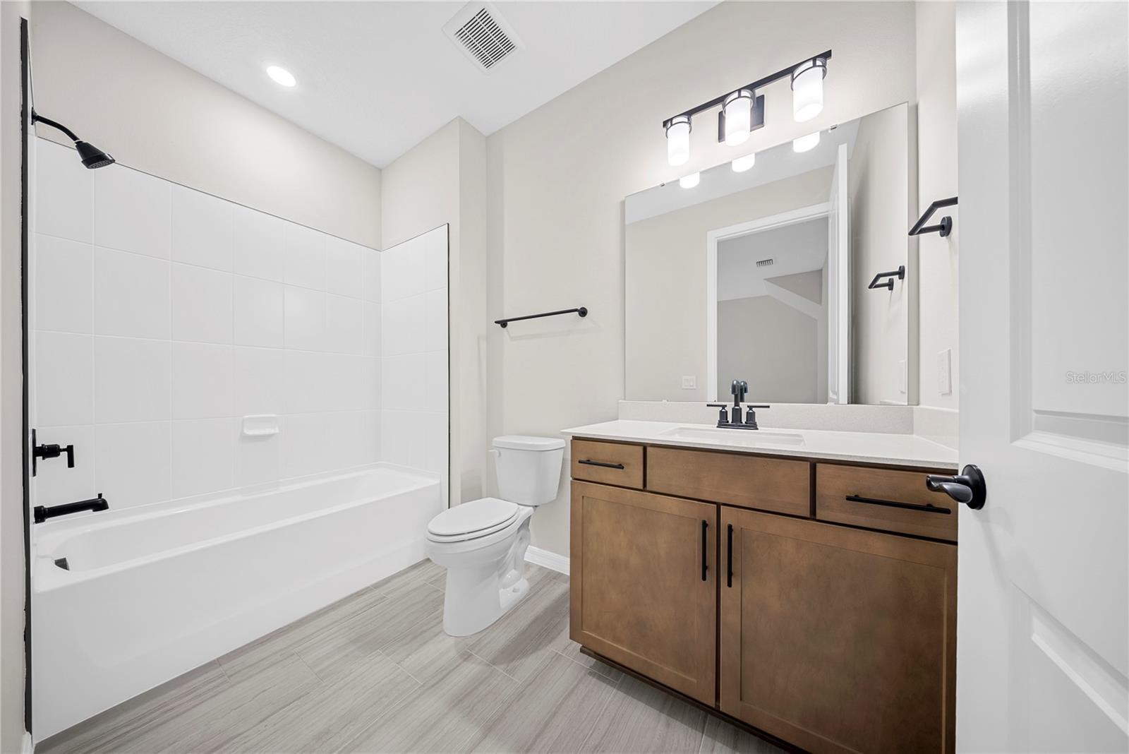 Image 33 of 77 For 8123 Fenton Street