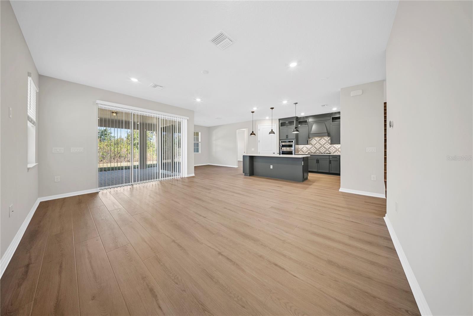 Image 42 of 77 For 8123 Fenton Street