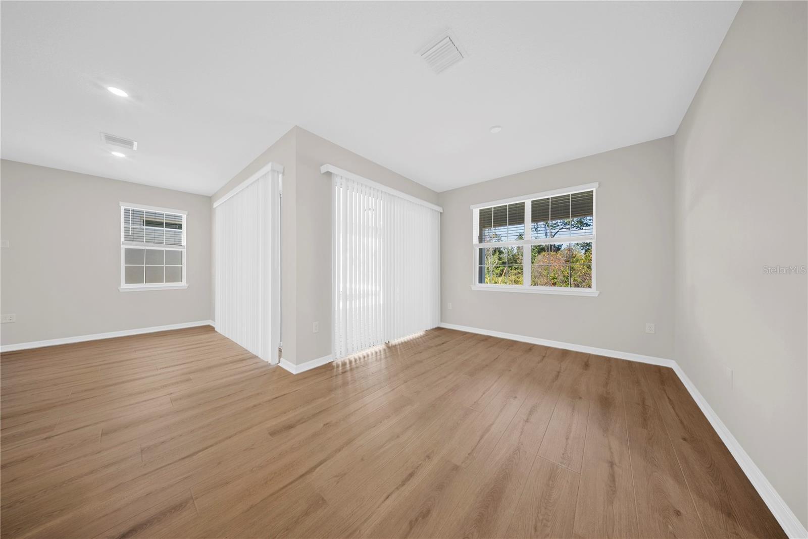 Image 48 of 77 For 8123 Fenton Street