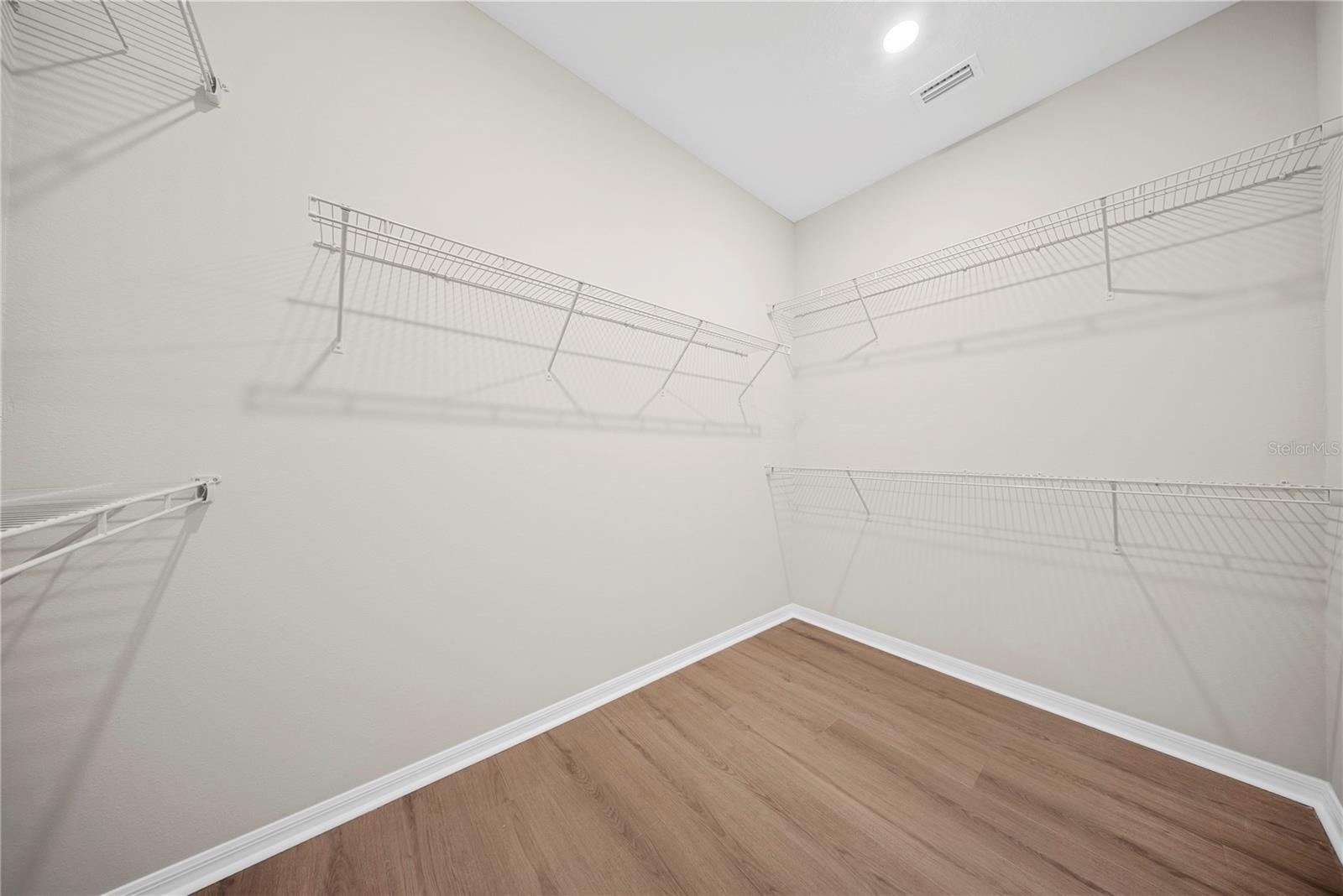 Image 60 of 77 For 8123 Fenton Street