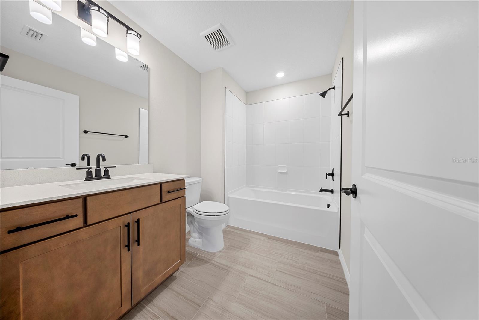 Image 70 of 77 For 8123 Fenton Street