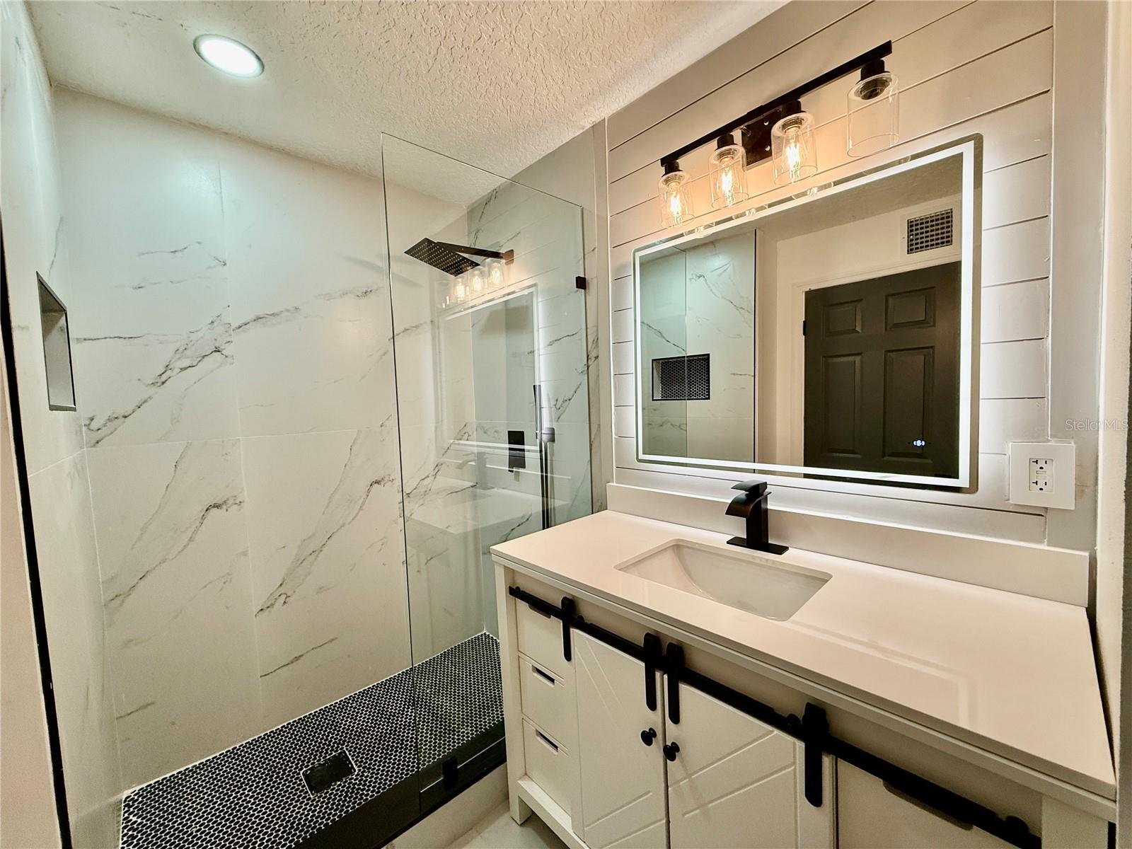 Image 10 of 16 For 6124 Dogwood Drive