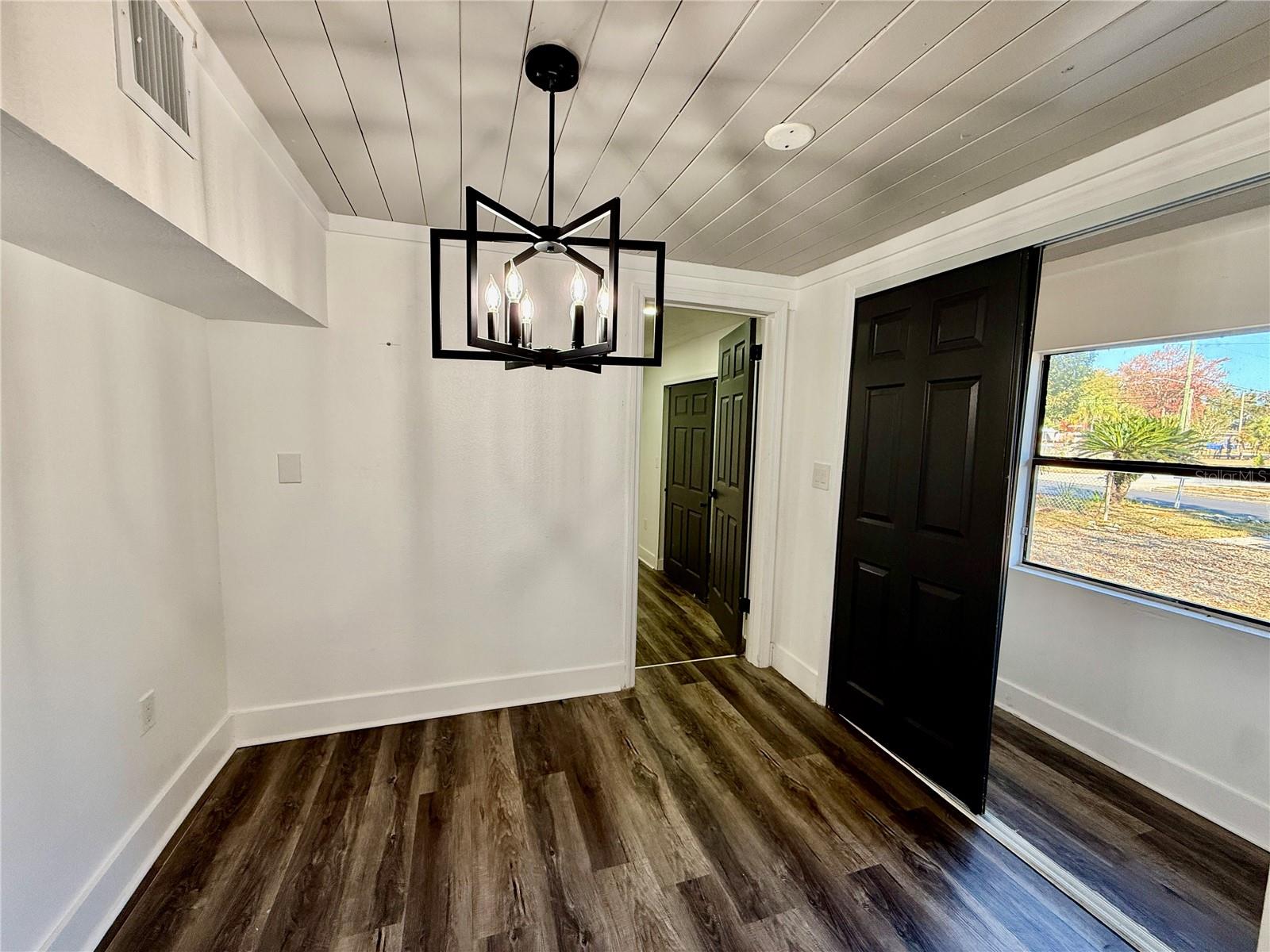 Image 8 of 16 For 6124 Dogwood Drive