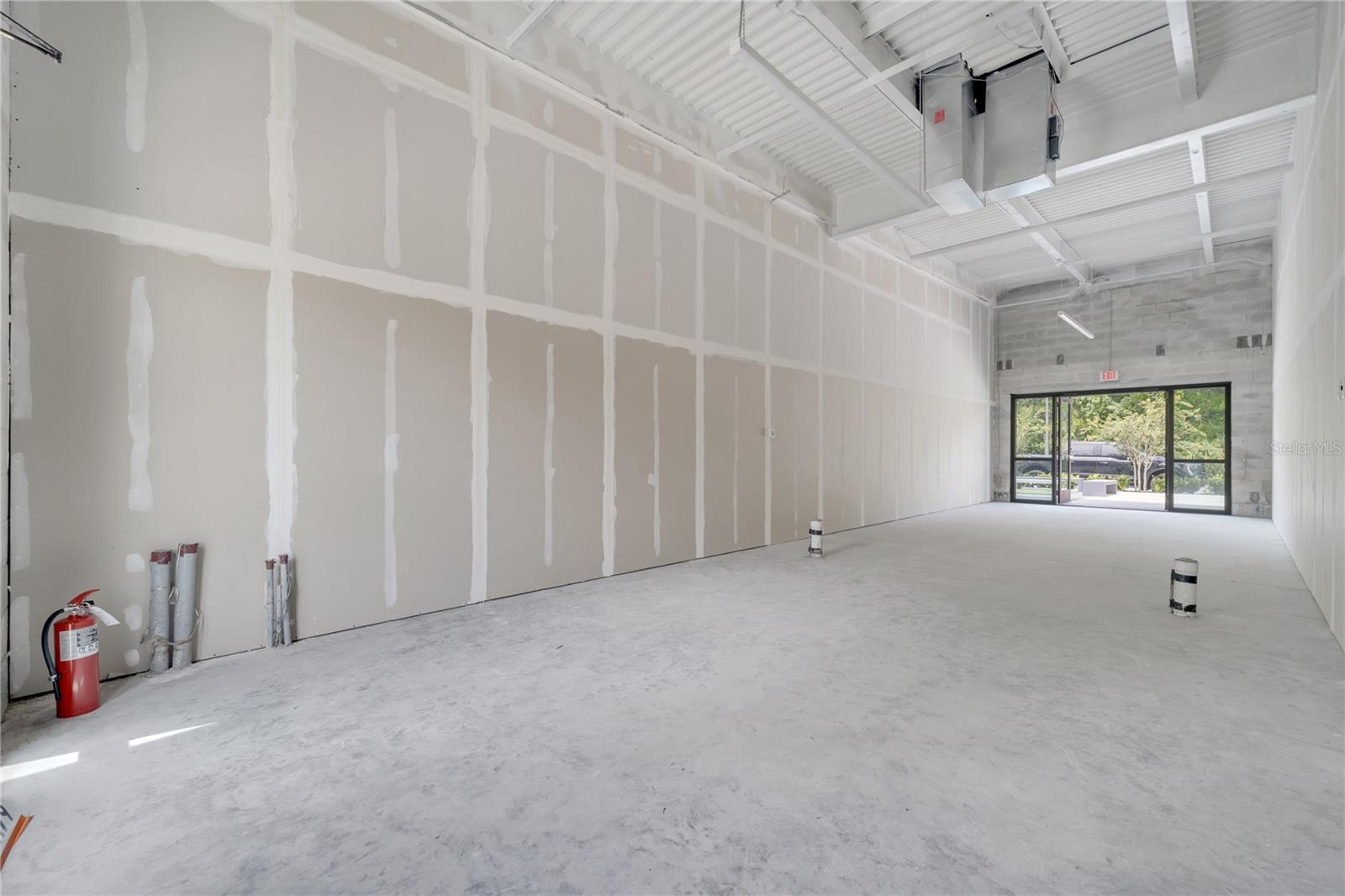 Image 2 of 5 For 3370 Rouse Road 102