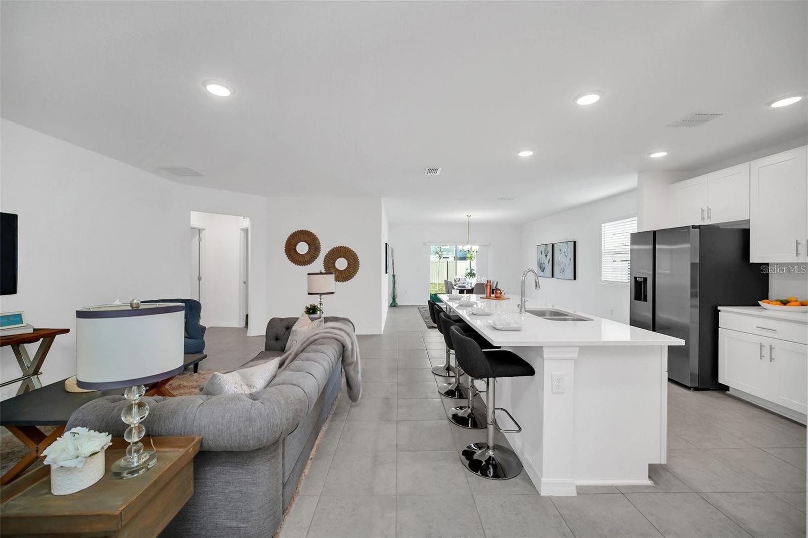 Image 4 of 31 For 1154 Oak Bluff Drive