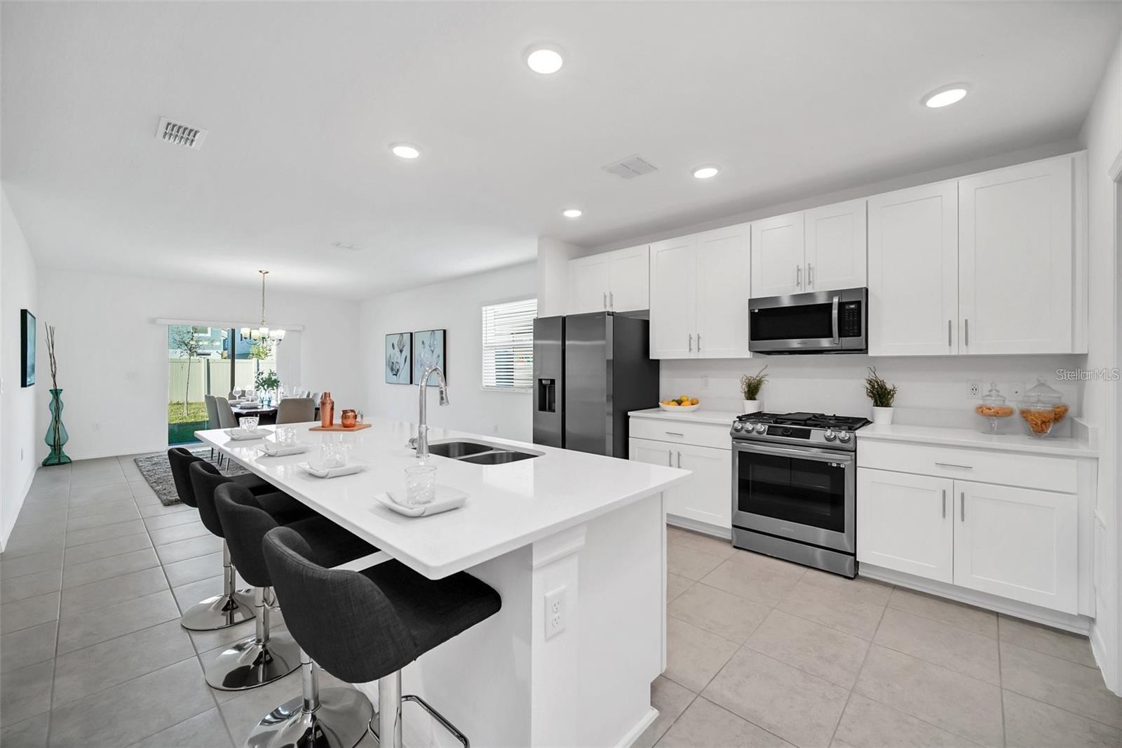 Image 8 of 31 For 1154 Oak Bluff Drive