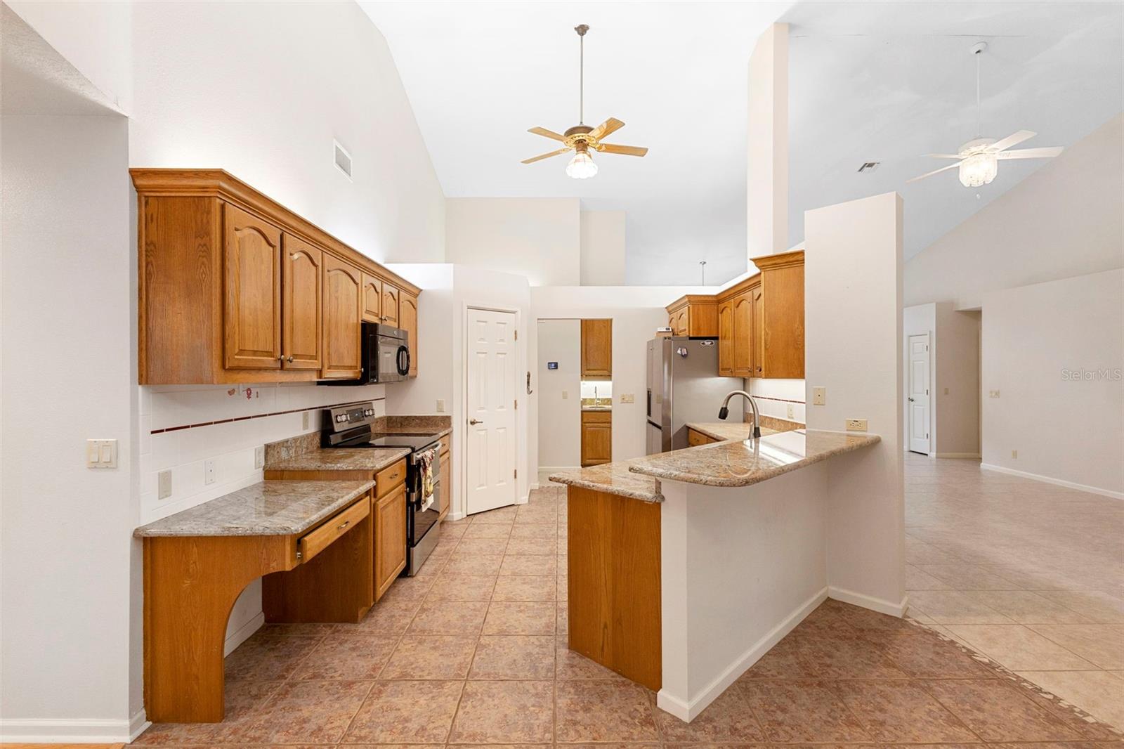 Image 17 of 43 For 1012 Pine Tree Drive