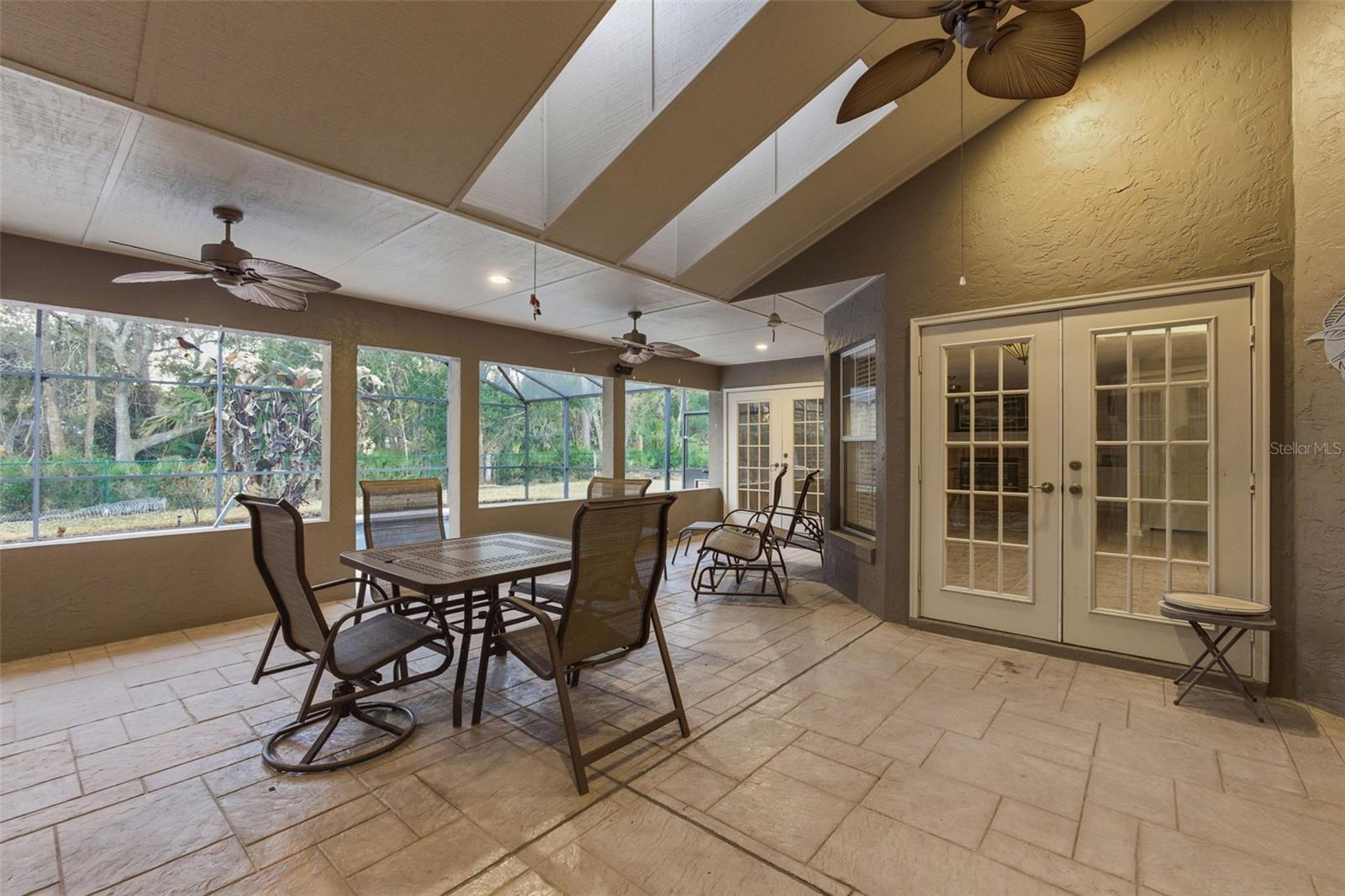 Image 24 of 43 For 1012 Pine Tree Drive