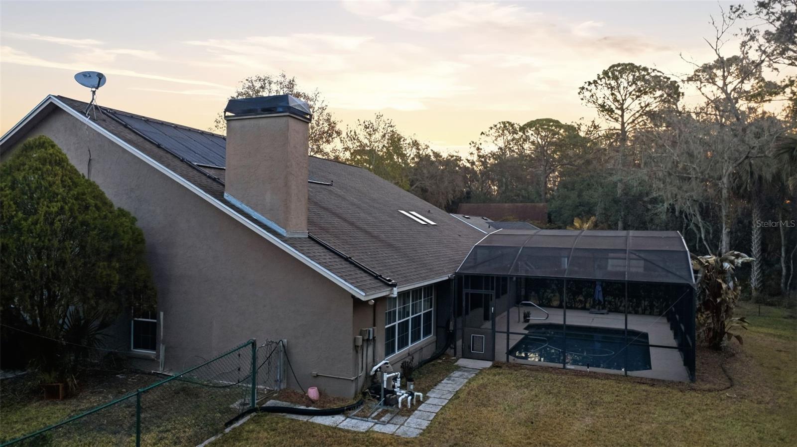 Image 31 of 43 For 1012 Pine Tree Drive