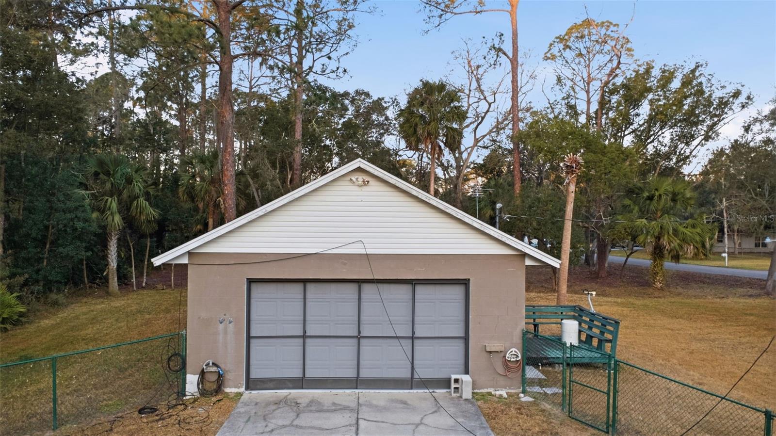 Image 4 of 43 For 1012 Pine Tree Drive