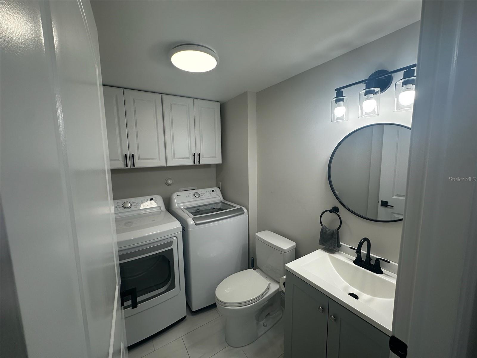 Image 14 of 19 For 39 Essex Court B