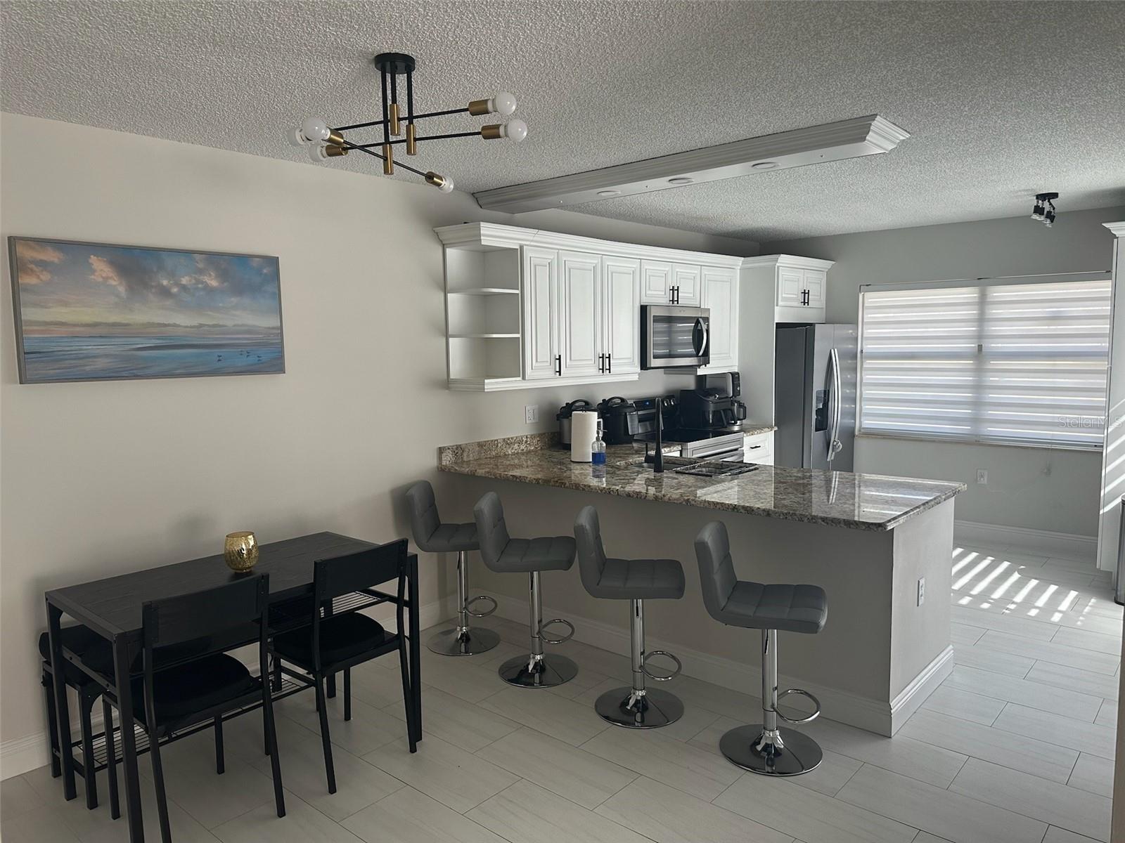 Image 8 of 19 For 39 Essex Court B