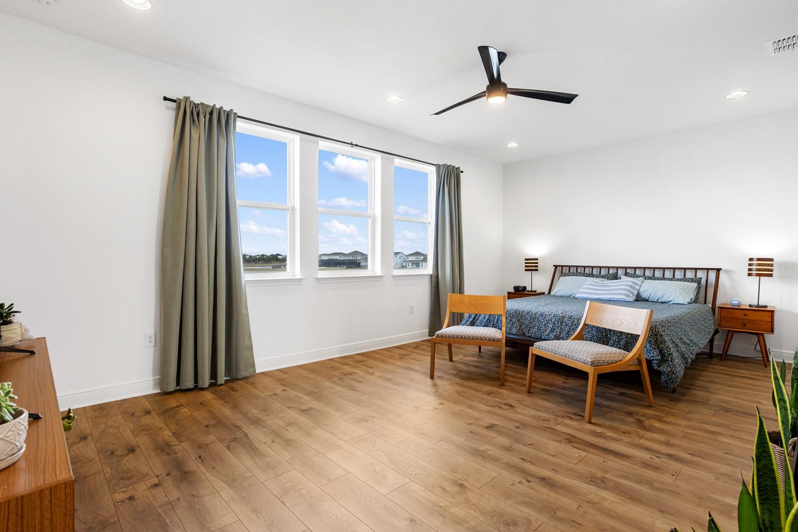 Image 26 of 70 For 18411 Mowry Court