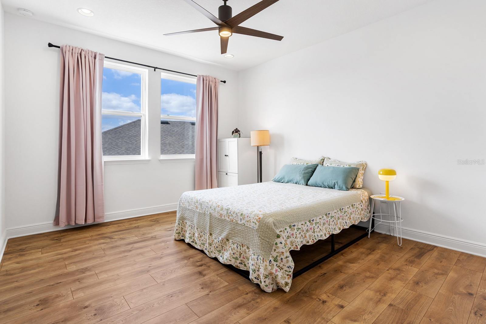 Image 43 of 70 For 18411 Mowry Court