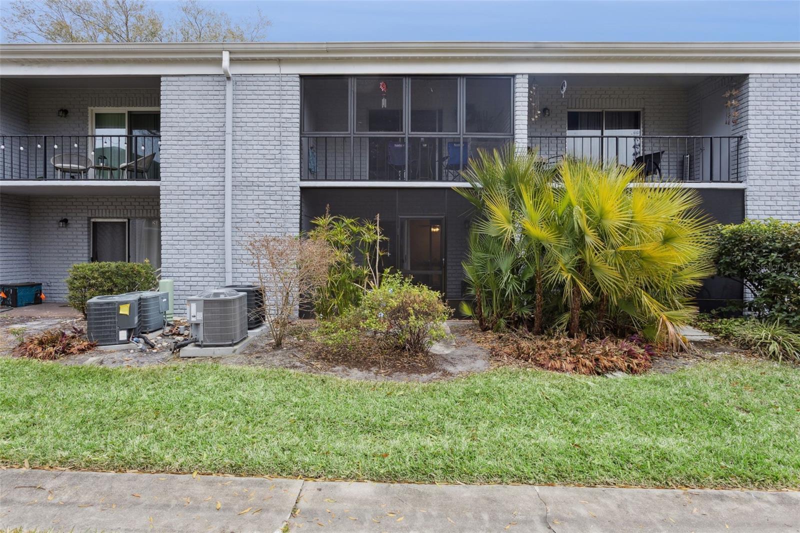 Image 19 of 32 For 291 Lewfield Circle 291